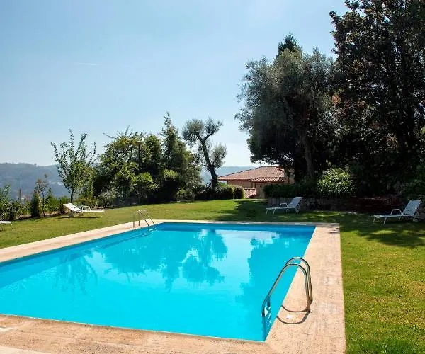 Quinta De Cima De Eiriz * Guimarães