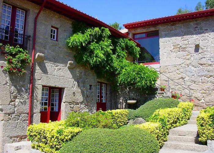 Quinta De Cima De Eiriz * Guimarães